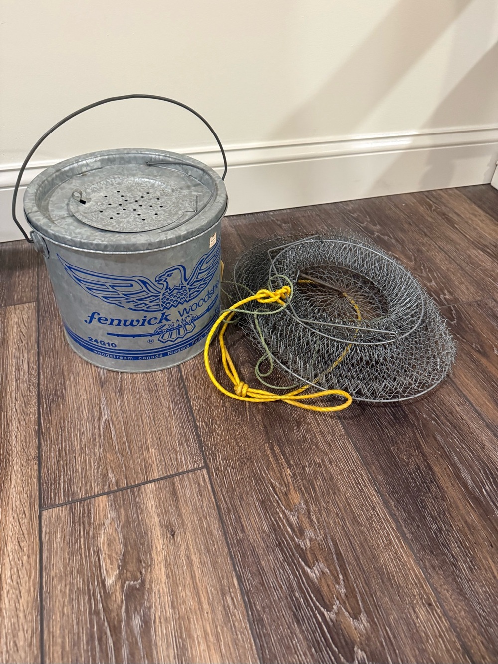 Fenwick Minnow Metal Bucket with Net
